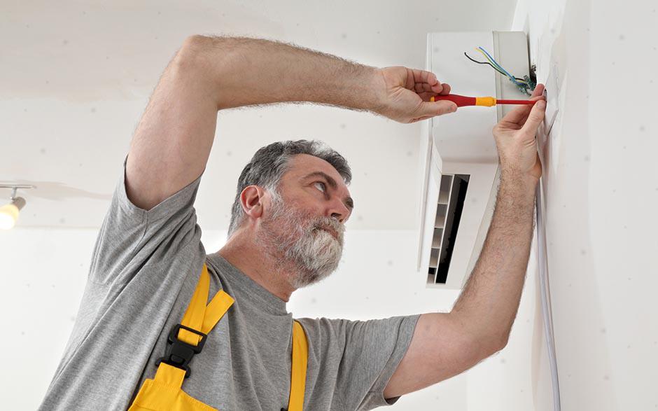 besoin d'un électricien Collégien